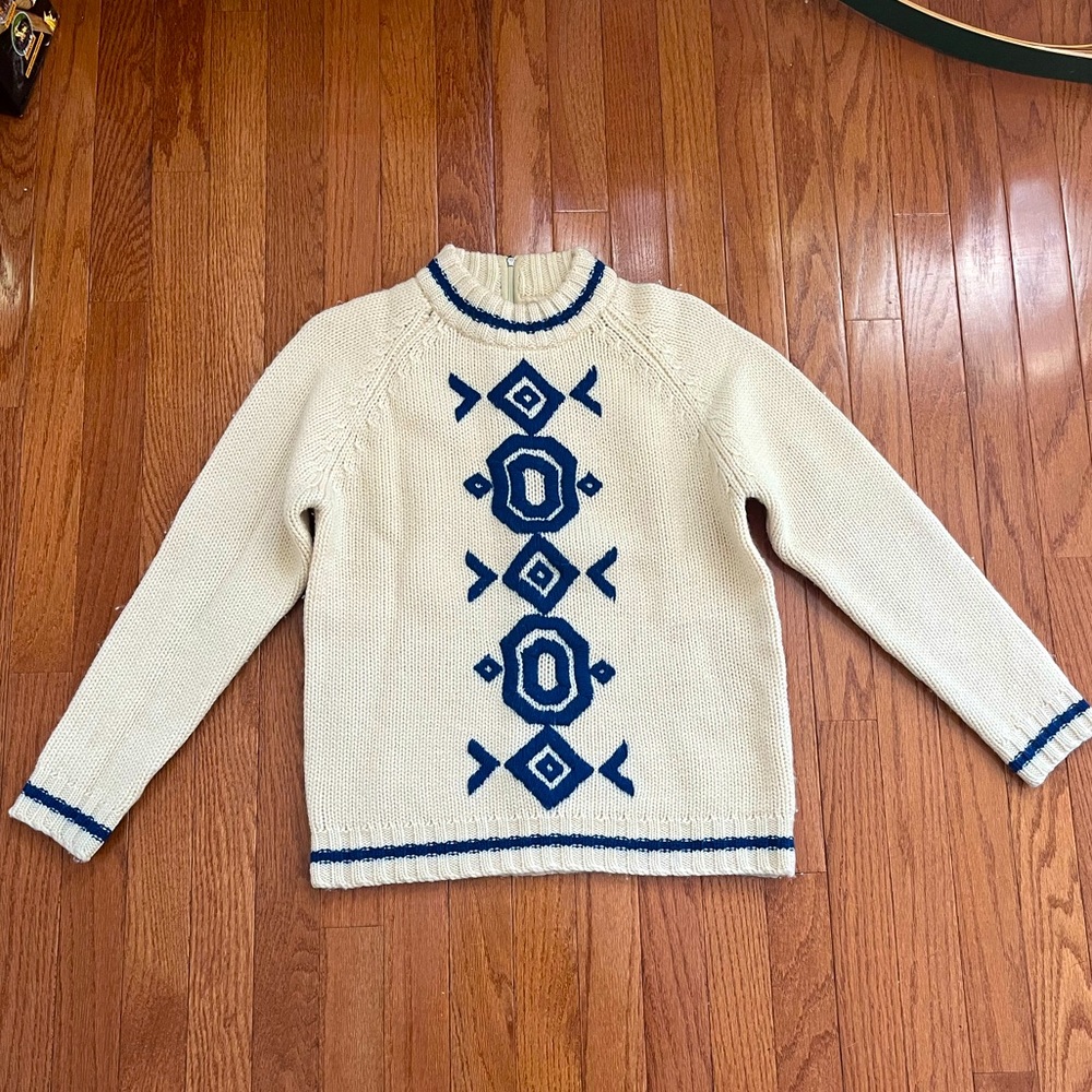 Vintage White and Blue Sweater Size S